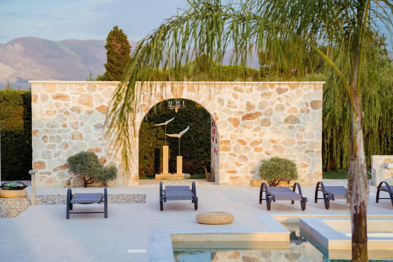 Shangri-la Zakinthos Sarakinádhon